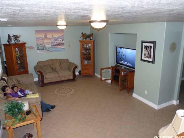 4083 S 3425 W, West Haven, UT 84401 — photo 5