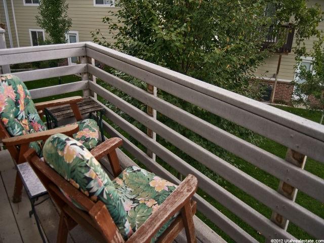 1674 Canyonwoods Dr, Ogden, UT 84404 — photo 3