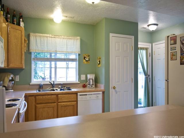 1674 Canyonwoods Dr, Ogden, UT 84404 — photo 7