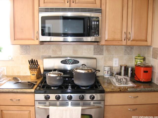 926 N 800 W, West Bountiful, UT 84087 — photo 3