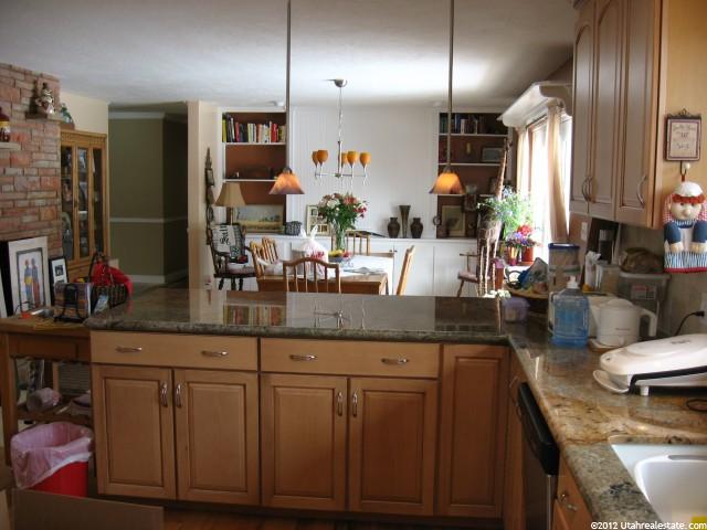 926 N 800 W, West Bountiful, UT 84087 — photo 4
