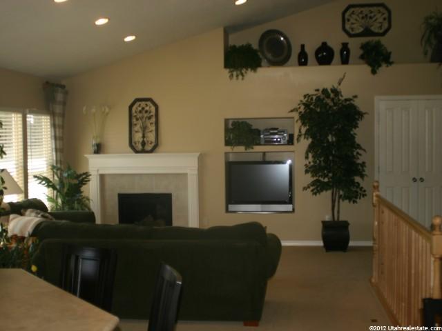 2017 S 1000 W, Syracuse, UT 84075 — photo 5
