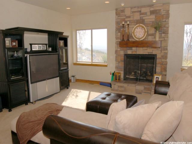 2084 E 6825 N, Liberty, UT 84310 — photo 4