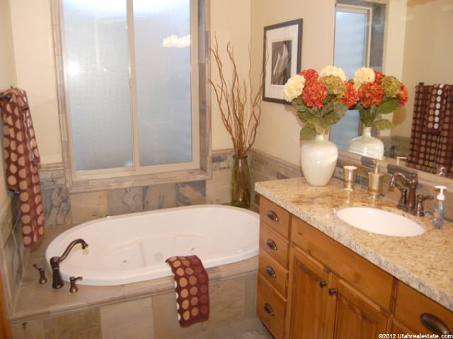 2084 E 6825 N, Liberty, UT 84310 — photo 8