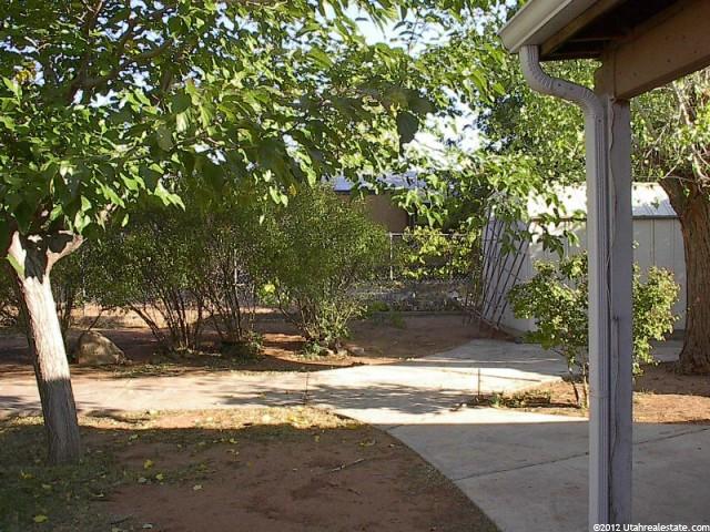 933 N Main St, Hurricane, UT 84737 — photo 4