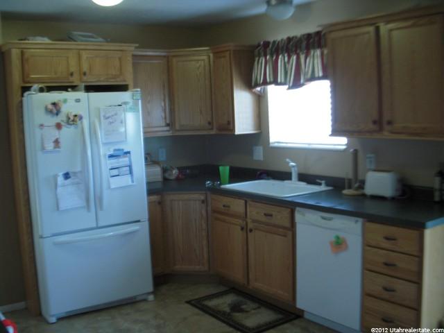 5762 S 4050 W, Roy, UT 84067 — photo 4
