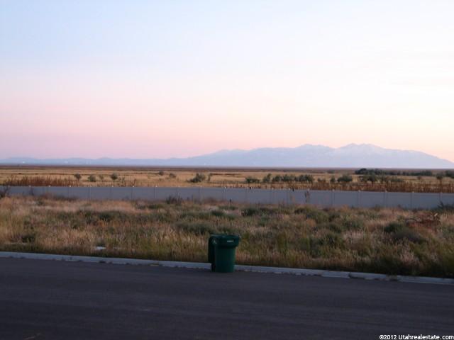 3462 Overlook Dr, Layton, UT 84041 — photo 12
