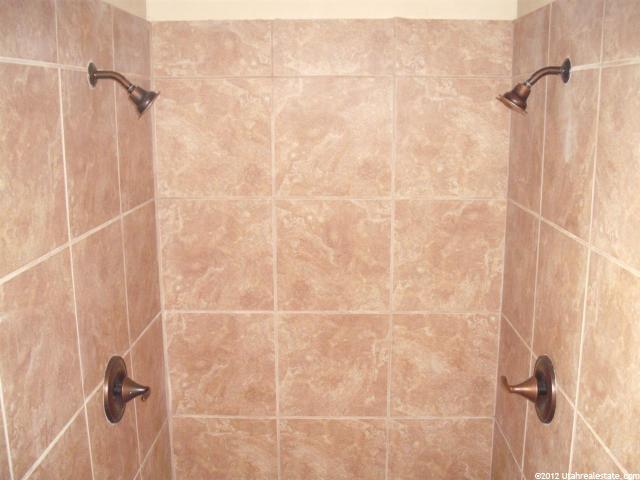 228 E Plum Pear Tree Dr, Kanab, UT 84741 — photo 10