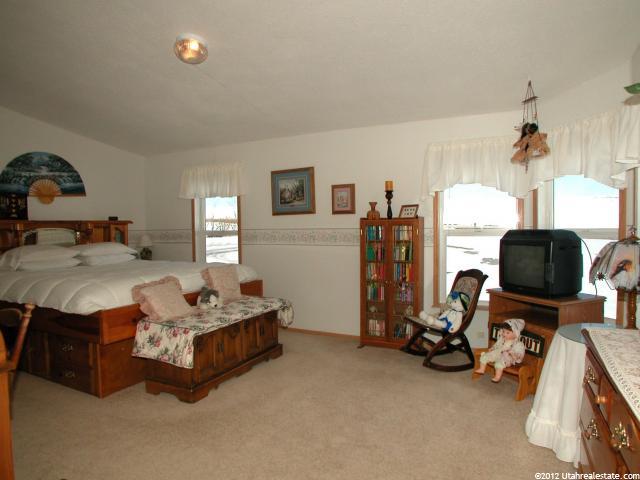 5260 W 7200 N, Newton, UT 84327 — photo 9