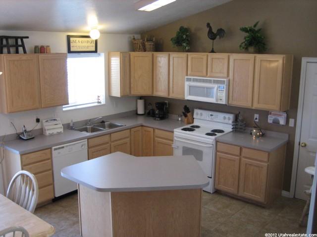 1397 N 780 W, Clinton, UT 84015 — photo 10