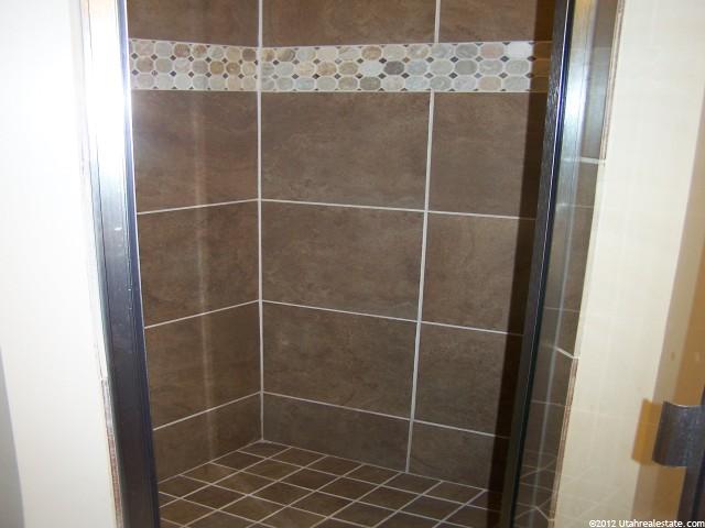469 N 700 W, Clearfield, UT 84015 — photo 10