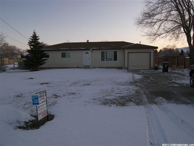 480 E Clark St, Grantsville, UT 84029 — photo 2