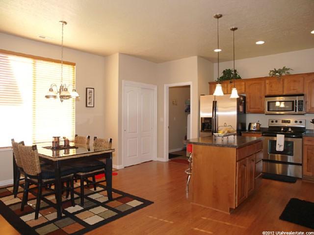 477 Lyndhurst Dr, North Salt Lake, UT 84054 — photo 4