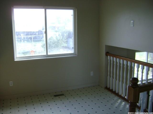 155 E Willow Ln, Garland, UT 84312 — photo 3