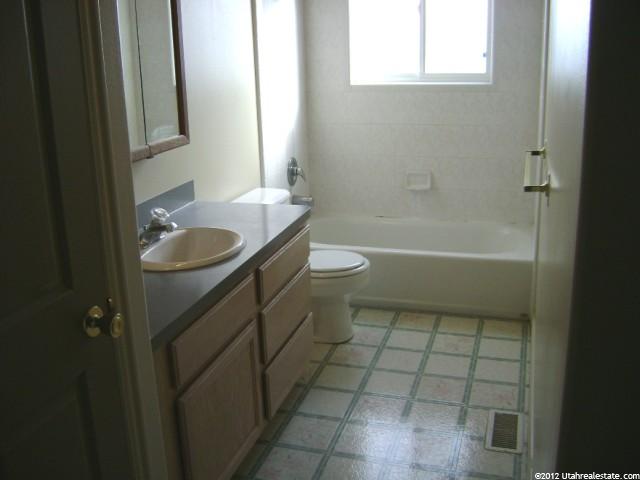 155 E Willow Ln, Garland, UT 84312 — photo 6