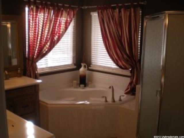 1719 Mohawk Ln, South Ogden, UT 84403 — photo 4