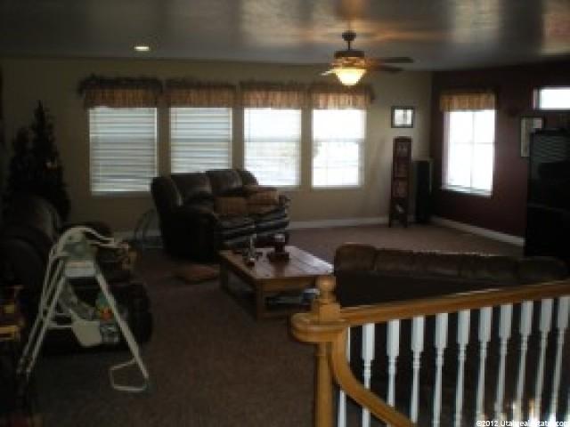 1719 Mohawk Ln, South Ogden, UT 84403 — photo 8