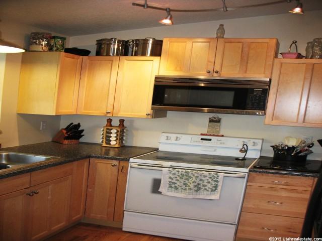 5638 S 2950 W, Roy, UT 84067 — photo 4