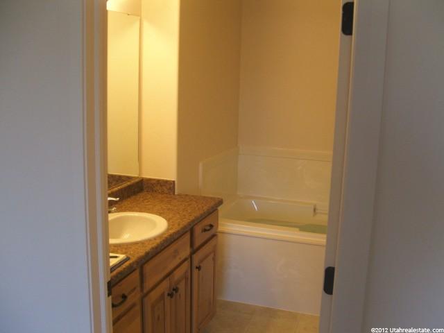 593 N 600 E, Smithfield, UT 84335 — photo 7