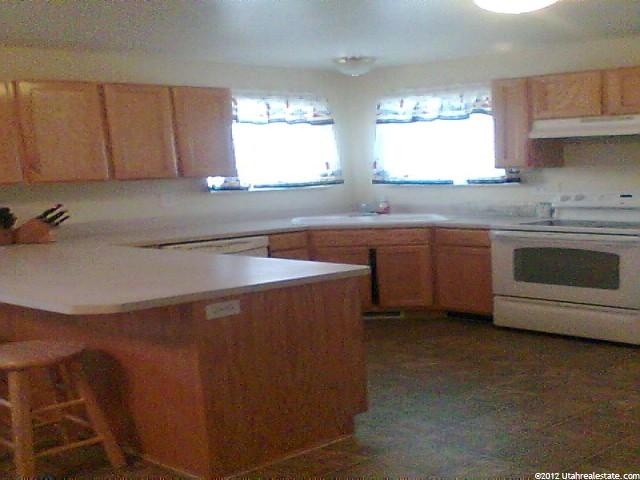 241 S Sunstone Cir W, Logan, UT 84321 — photo 2