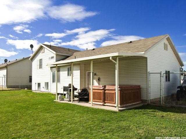 1984 N 1500 W, Clinton, UT 84015 — photo 2