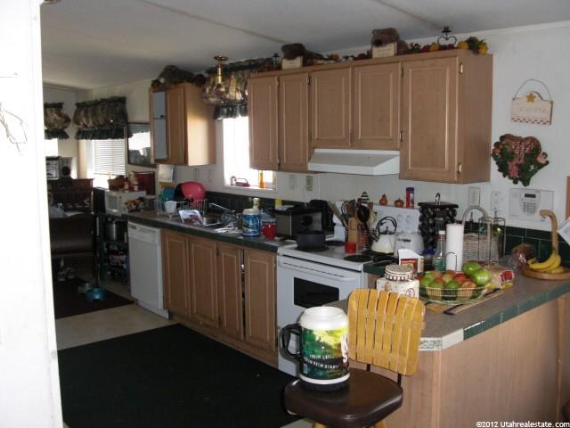 642 W 7th Ave S, Midvale, UT 84047 — photo 9