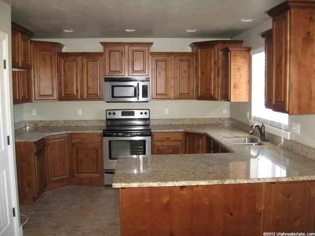 44 S 3525 W, Layton, UT 84041 — photo 3