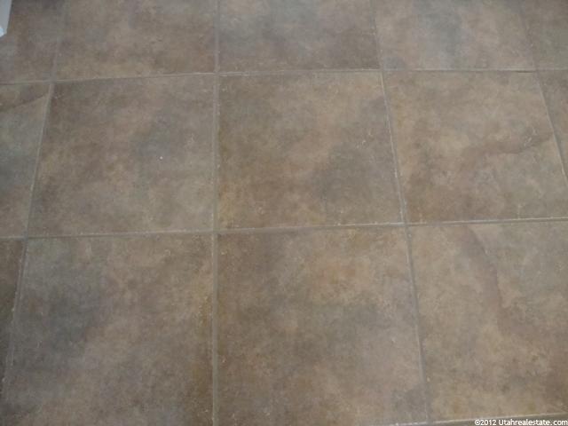 364 W 200 S, Delta, UT 84624 — photo 4