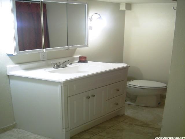 63 W 700 N, Bountiful, UT 84010 — photo 3
