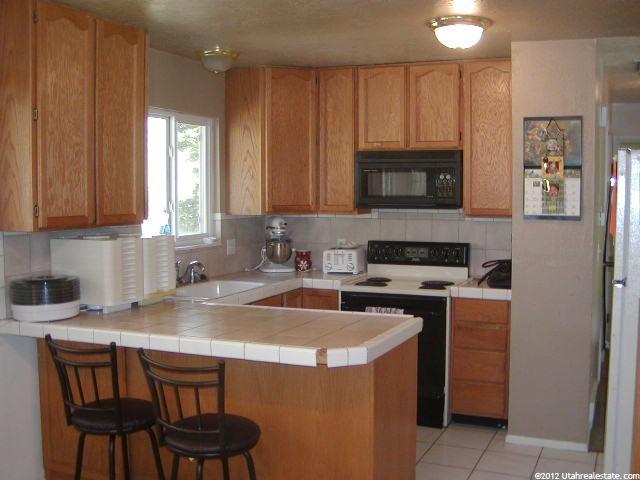 638 E 1700 N, North Ogden, UT 84414 — photo 2