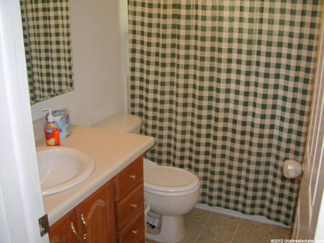 638 E 1700 N, North Ogden, UT 84414 — photo 6