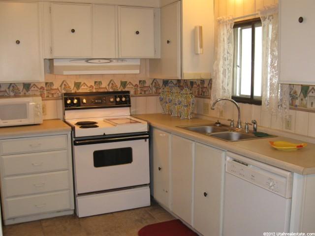 3800 S 1900 W #164, Roy, UT 84067 — photo 8