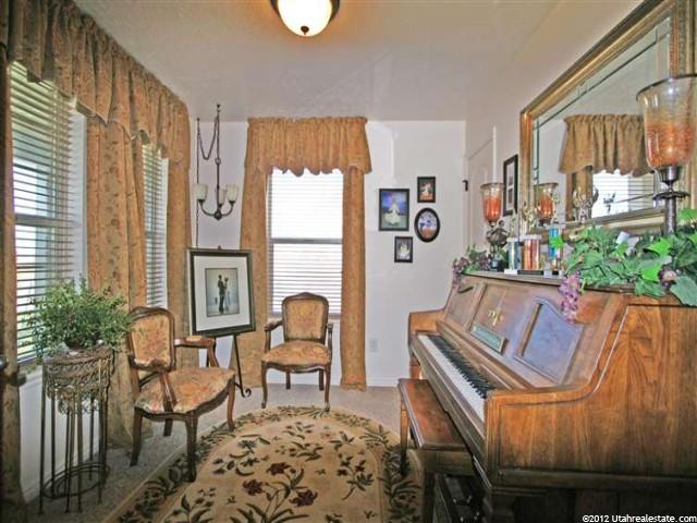 1400 E 100 S, Hyrum, UT 84319 — photo 3