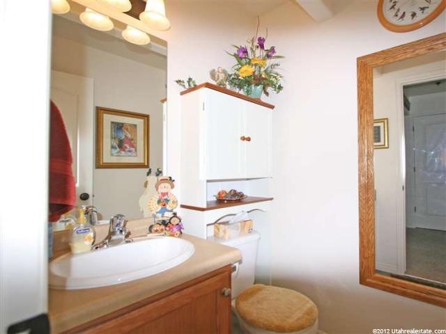 1400 E 100 S, Hyrum, UT 84319 — photo 5