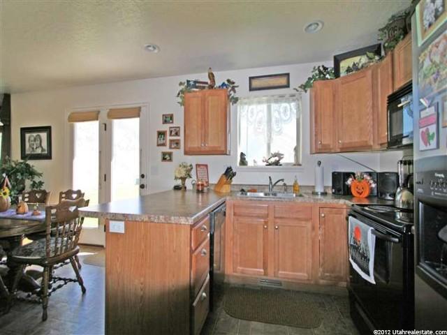 1400 E 100 S, Hyrum, UT 84319 — photo 8