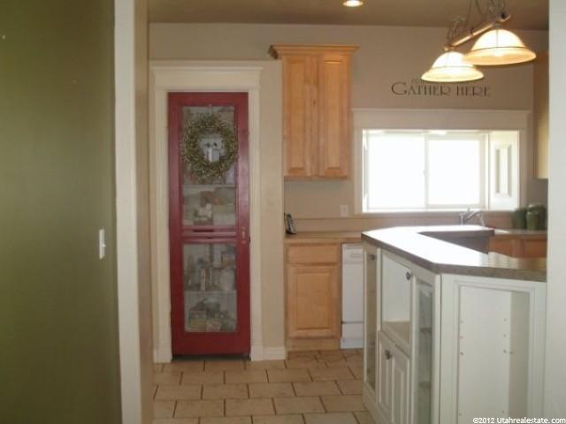 12 E 2150 N, Layton, UT 84041 — photo 7