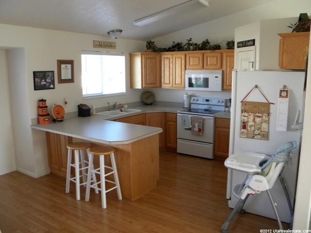 2239 S 225 E, Clearfield, UT 84015 — photo 4