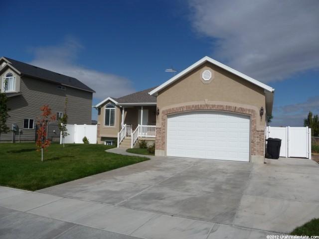2588 W 2025 N, Clinton, UT 84015 — photo 12