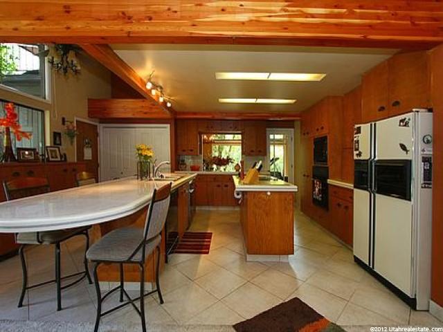 3395 E 10700 S, Sandy, UT 84092 — photo 5
