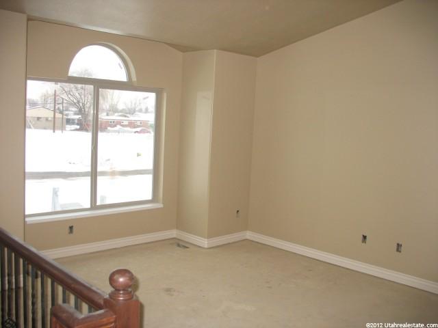 544 E Ridge Place Dr, Ogden, UT 84404 — photo 2