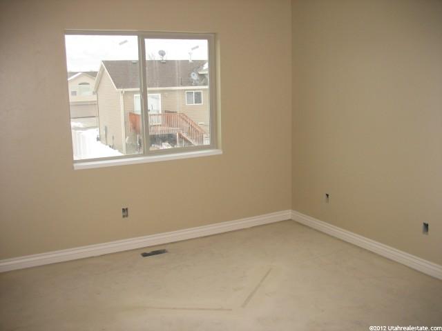 544 E Ridge Place Dr, Ogden, UT 84404 — photo 5