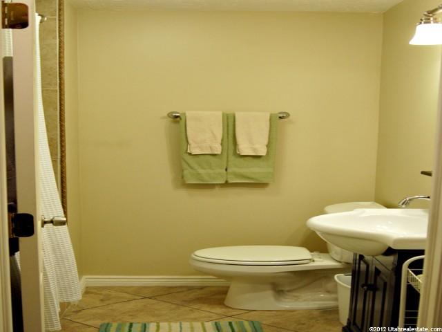 1171 N 200 W, Layton, UT 84041 — photo 11