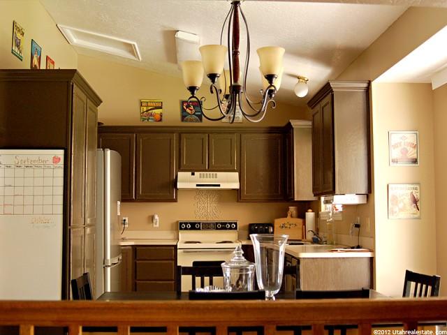 1171 N 200 W, Layton, UT 84041 — photo 3