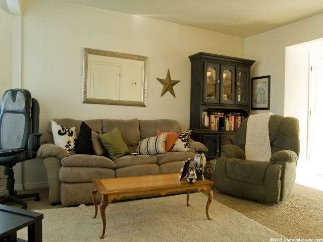 320 N 200 W #2, Bountiful, UT 84010 — photo 3