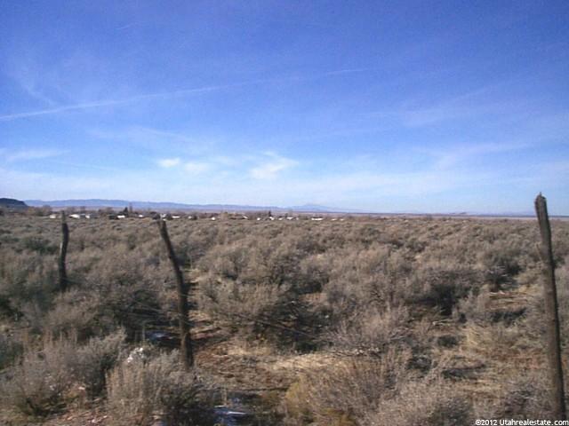 600 E Canyon Rd, Kanosh, UT 84637 — photo 11