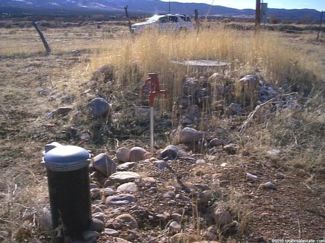 600 E Canyon Rd, Kanosh, UT 84637 — photo 8