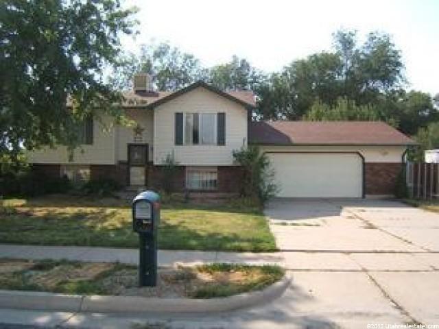 2109 N 1930 W, Clinton, UT 84015