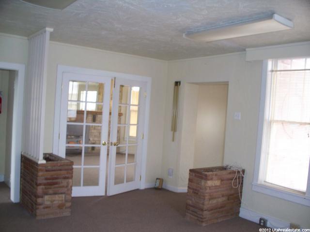 646 E Main St, Vernal, UT 84078 — photo 2