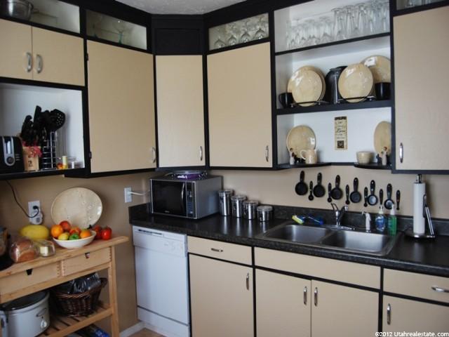 735 N 300 E, Logan, UT 84321 — photo 4