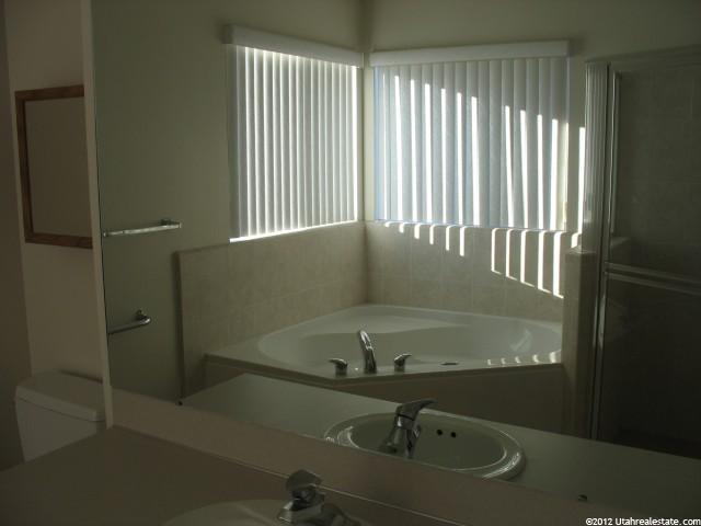 252 W 1875 N, North Ogden, UT 84414 — photo 6